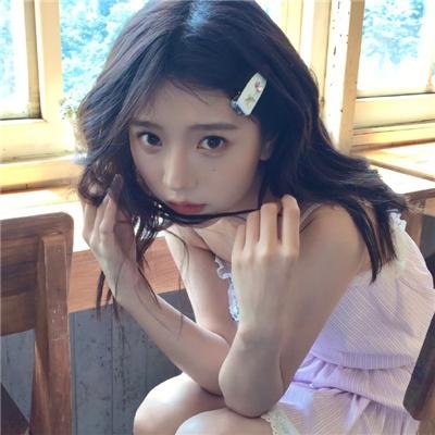 碧窗艳影